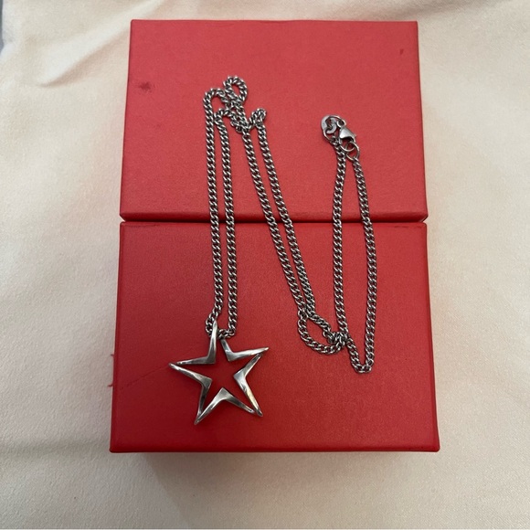 Retired James Avery Floating Star Outline Pendant Necklace - Picture 2 of 6